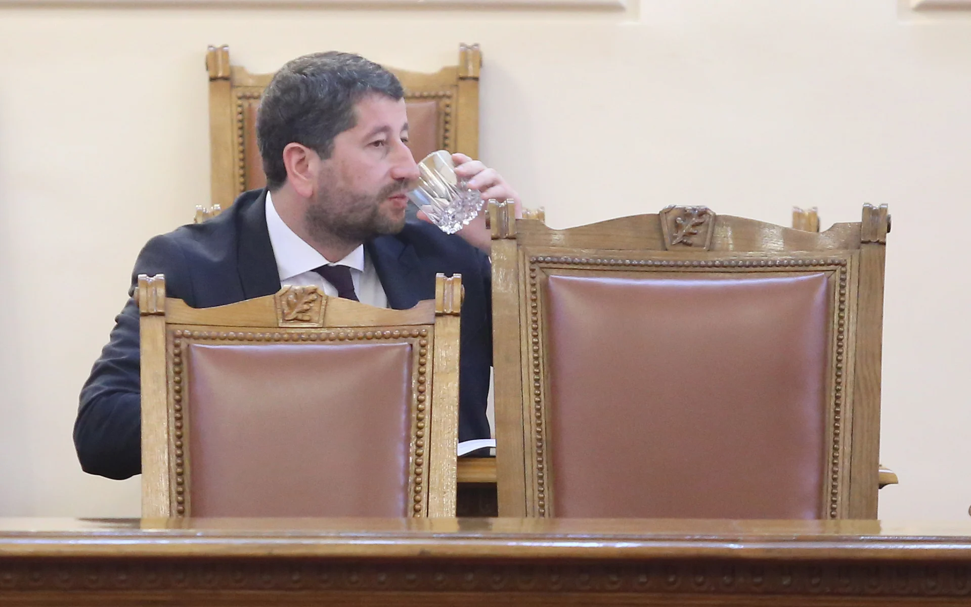 Парламент Христо Иванов