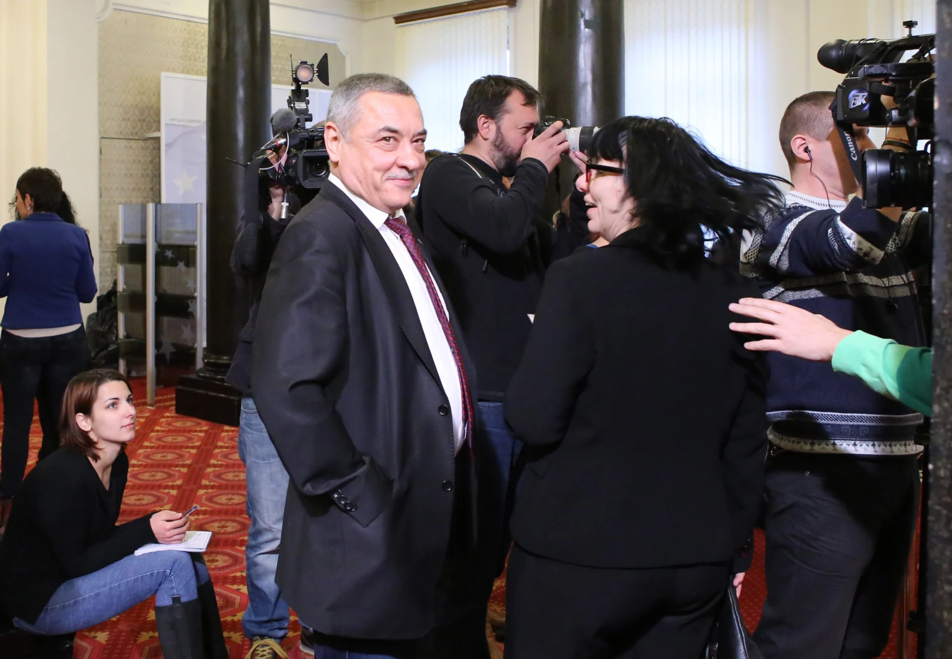 Парламент Валери Симеонов