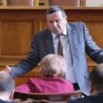Парламент Хасан Адемов