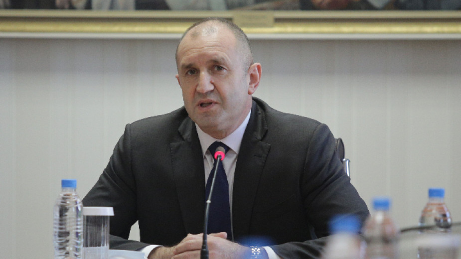 Румен Радев