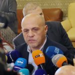 Парламент Томислав Дончев