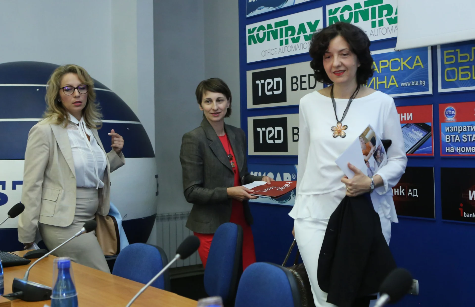 Асоциацията на колекторските агенции - "Пазарът на необслужвани задължения през първото полугодие на 2016г." Райна Миткова управител на ЕОС Матрикс