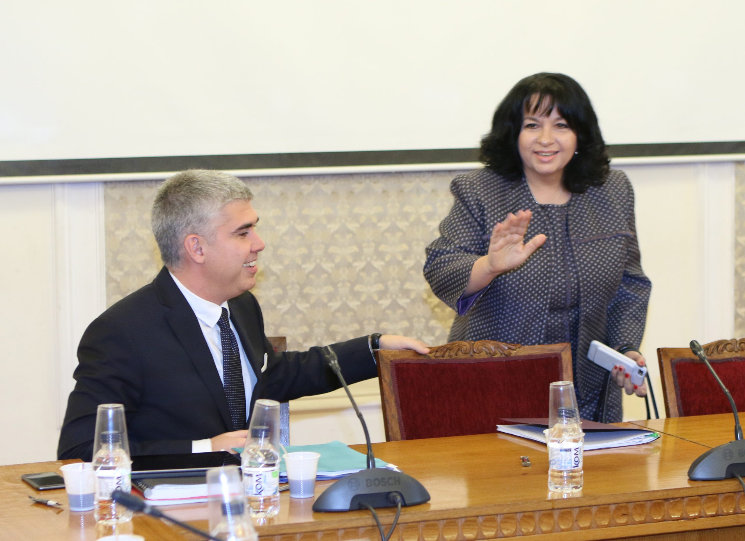 Парламент комисия по енергетика Владимир Малинов Теменужка Петкова
