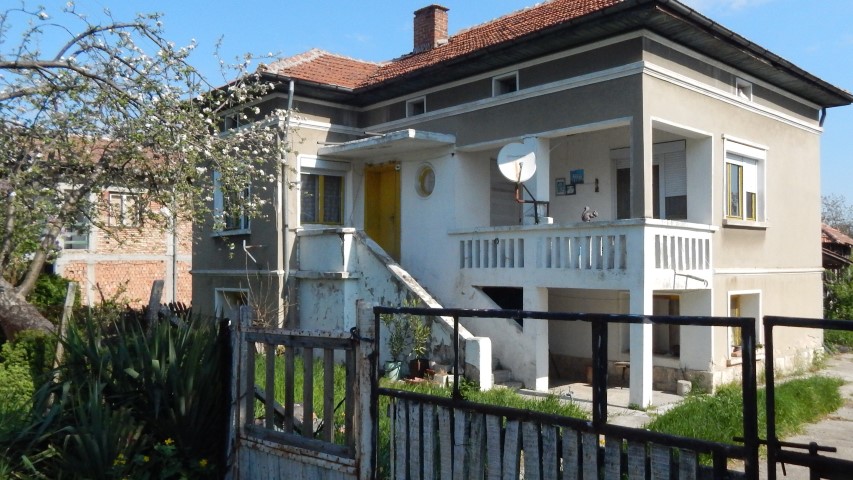 къща село Тошевци