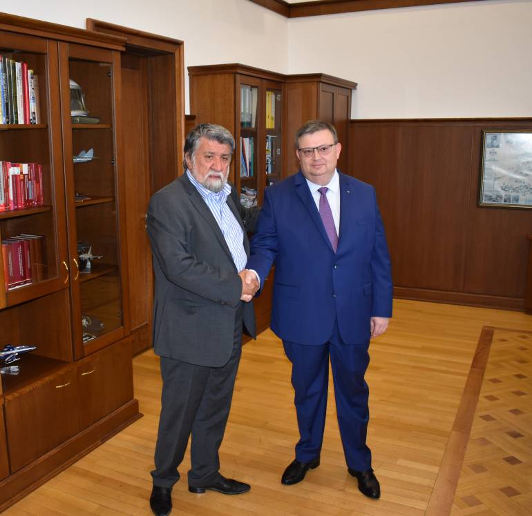 цацаров вежди рашидов