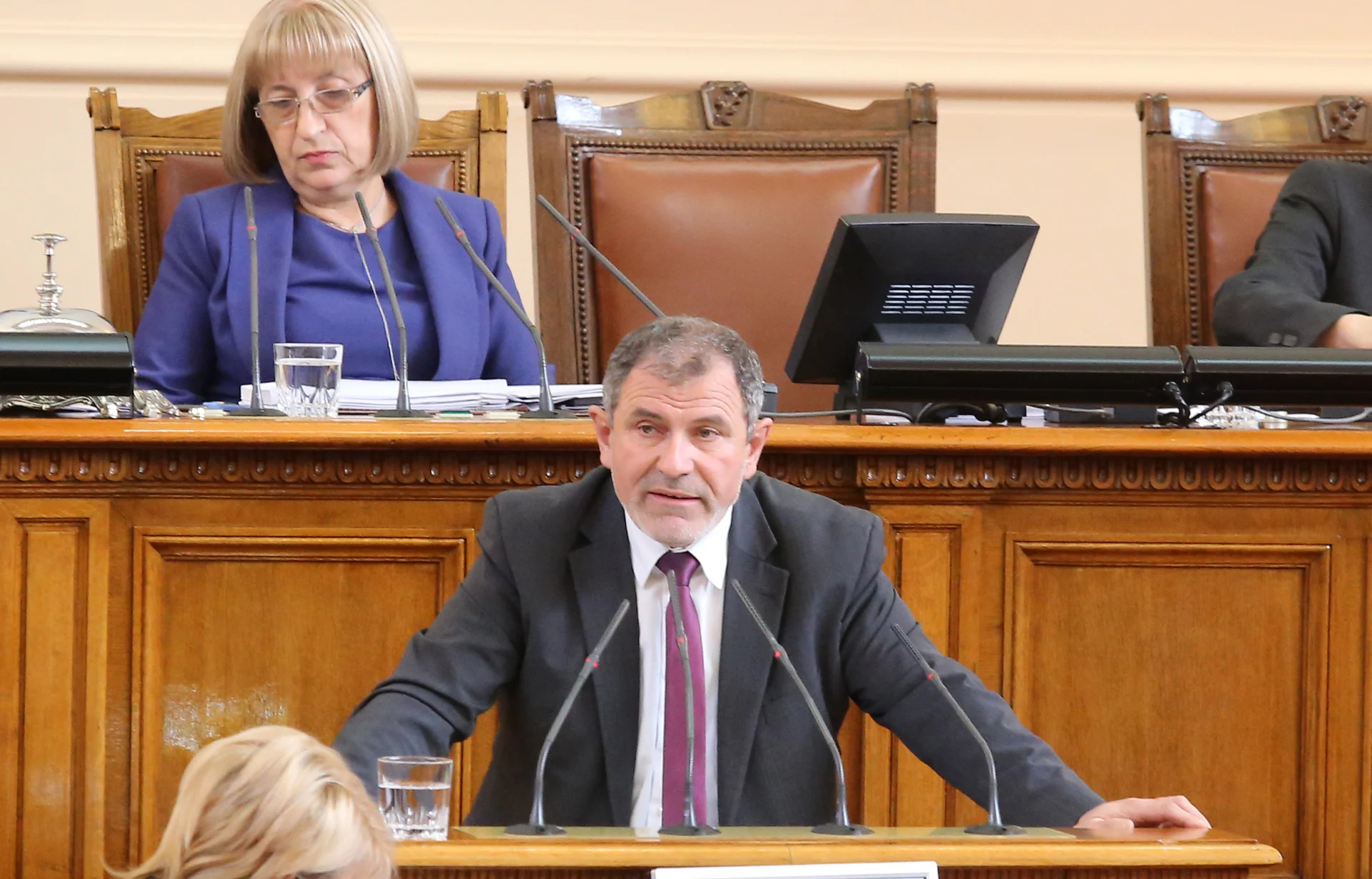 Парламент Методи Андреев