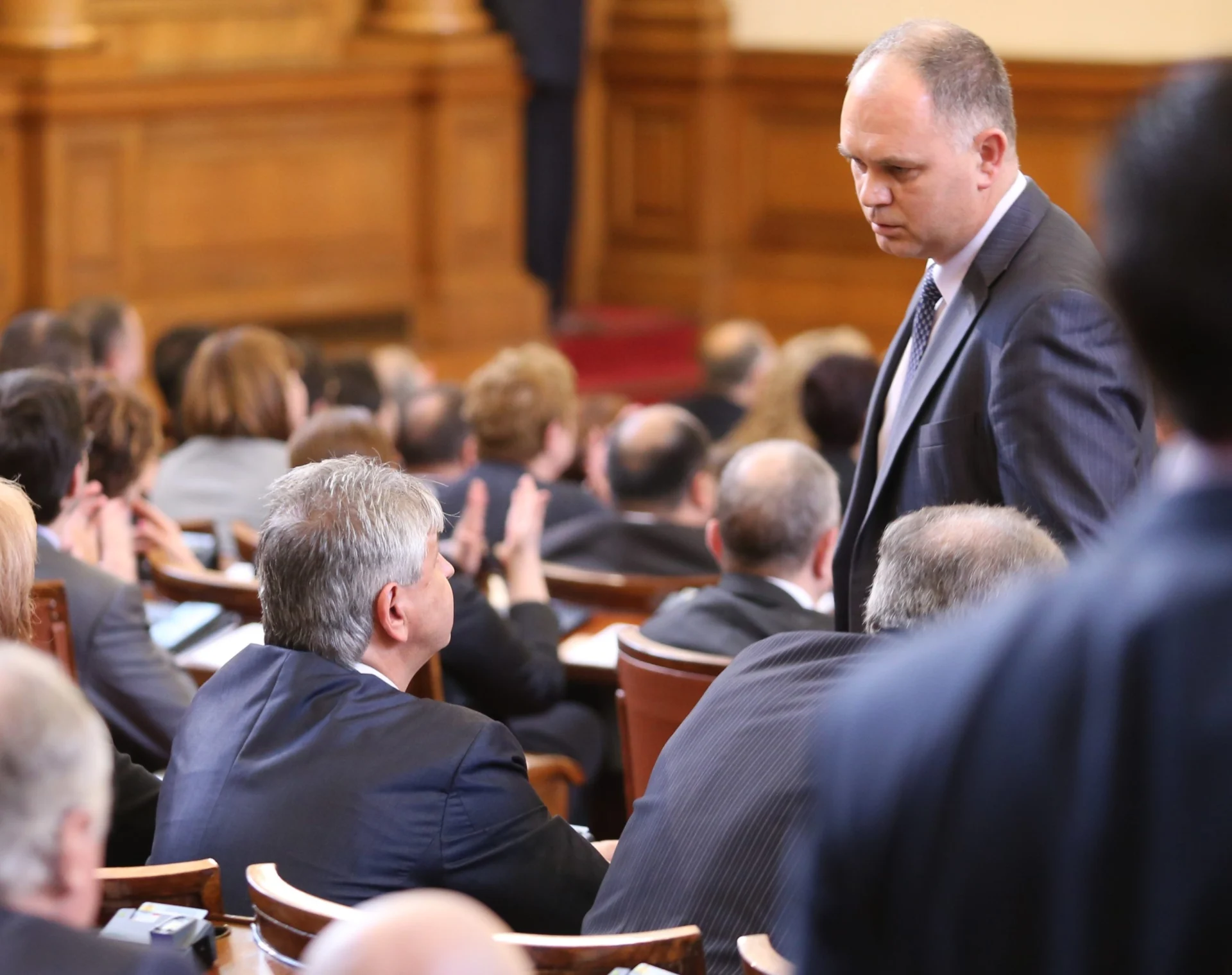 Парламент Лъчезар Иванов