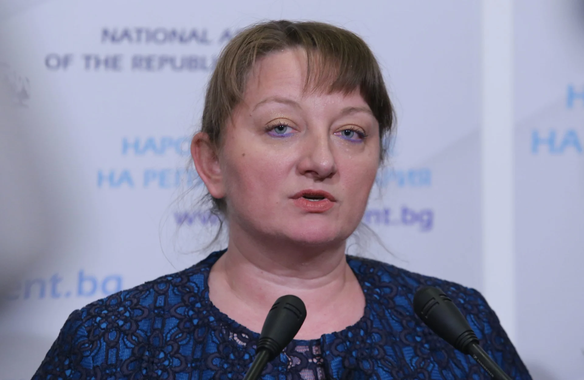 Деница Сачева Парламент
