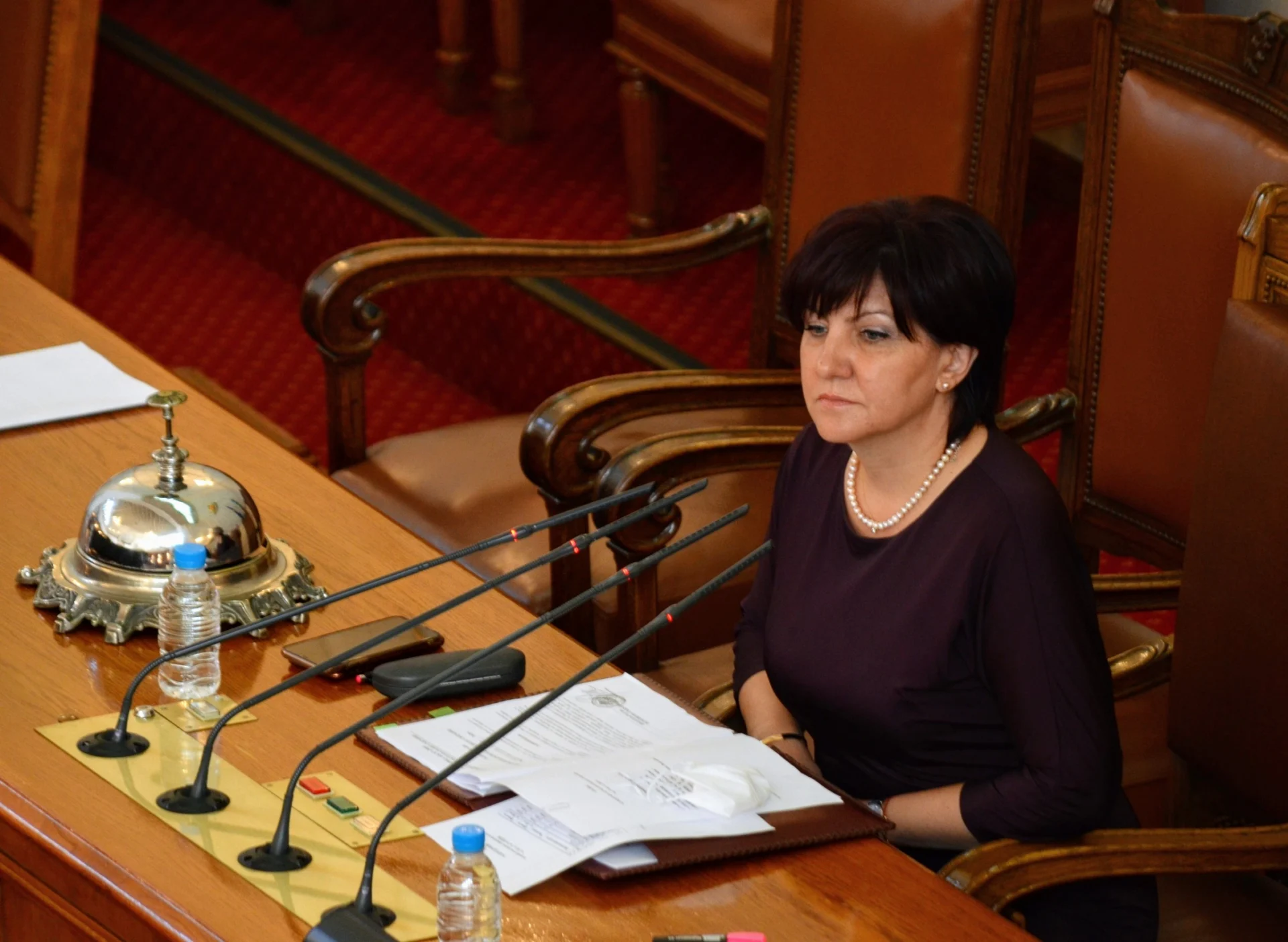 Парламент извънредно заседание Цвета Караянчева