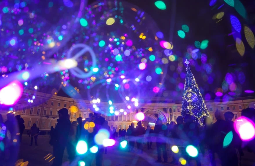 2019 година