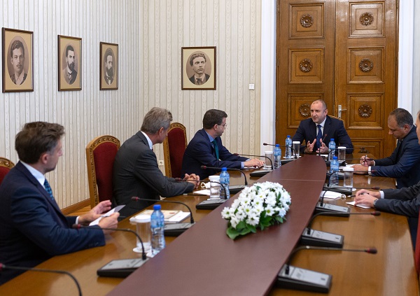 Румен Радев