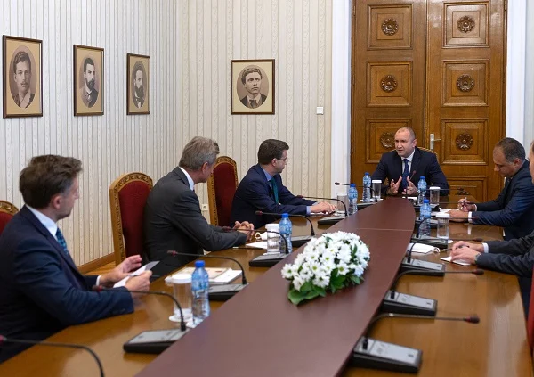 Румен Радев