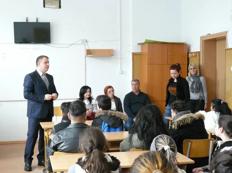 прокурори ученици