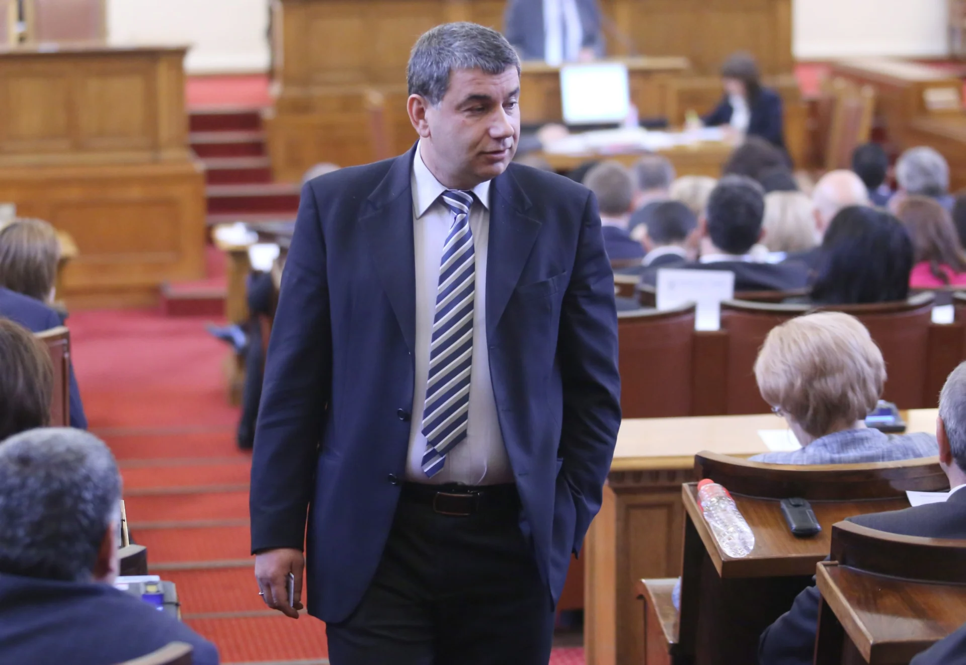 Парламент Димитър Байрактаров