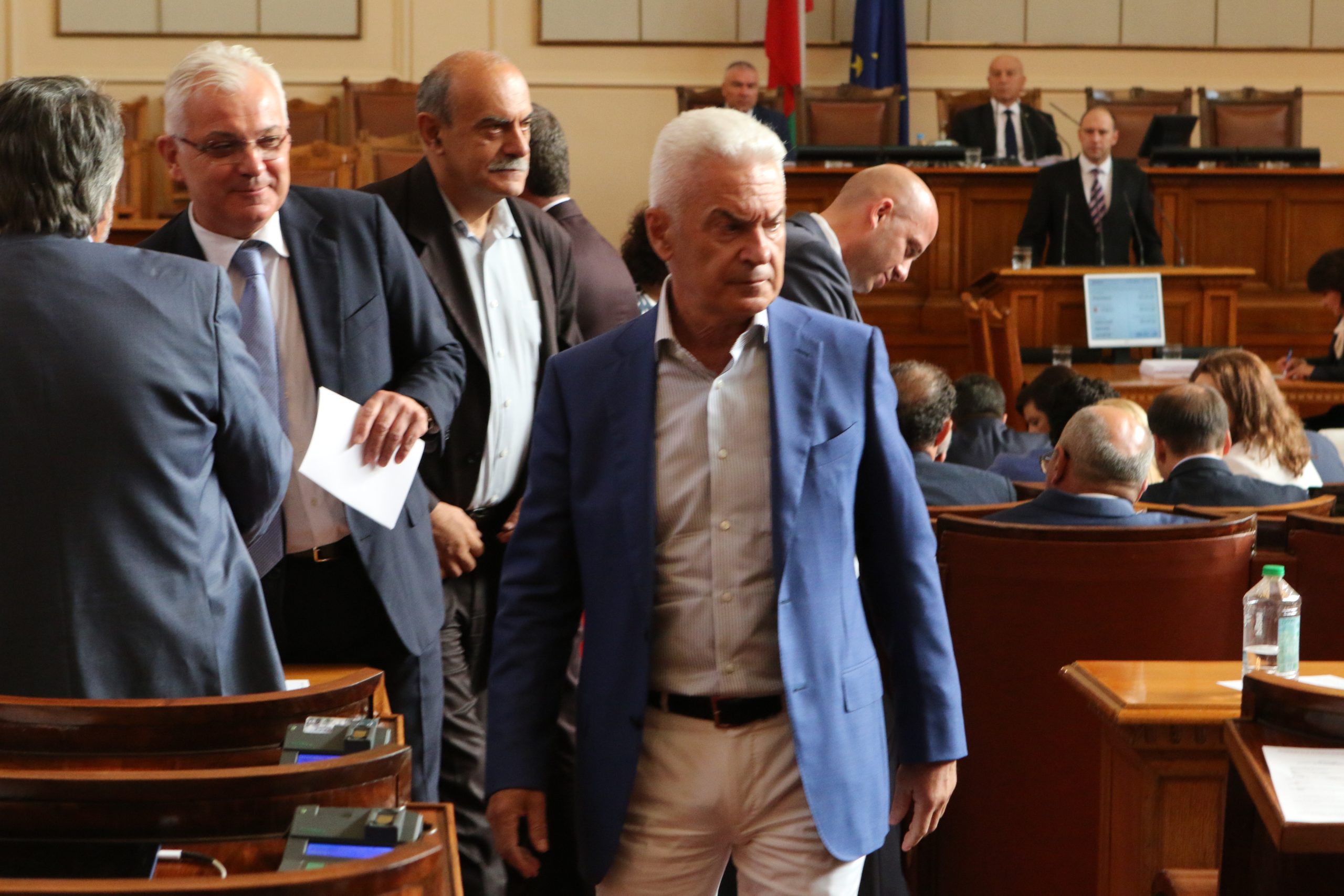 Парламент Волен Сидеров