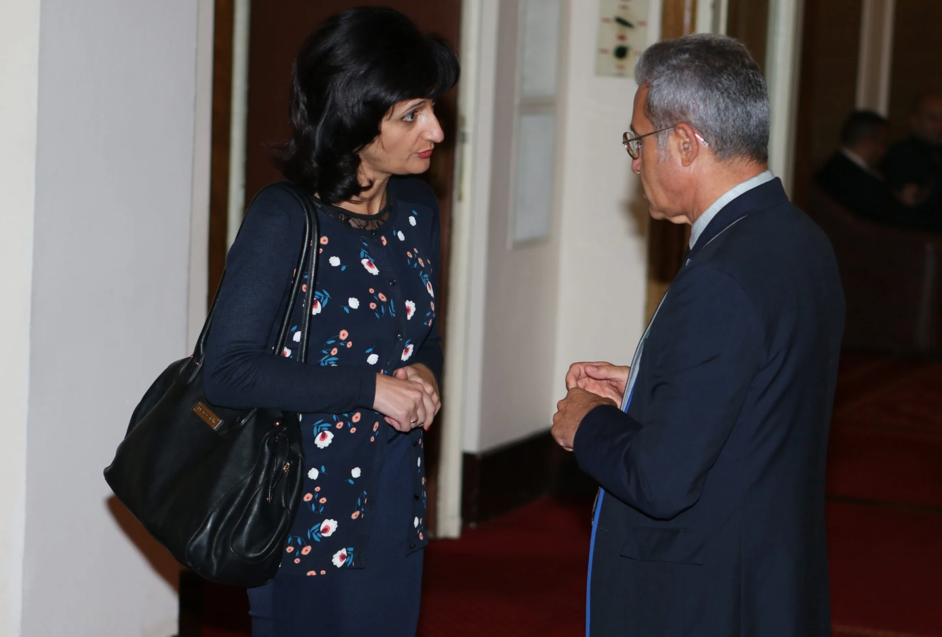 Парламент избобр на заместник председатели на КФН Карина Караиванова
