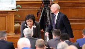 Парламент Корнелия Нинова