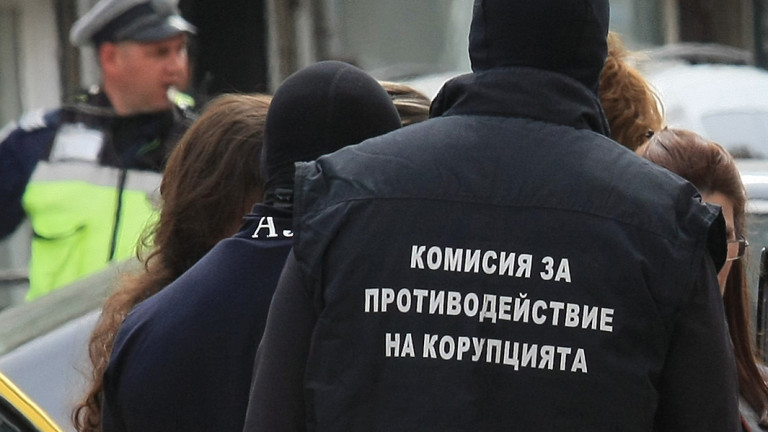 конпи