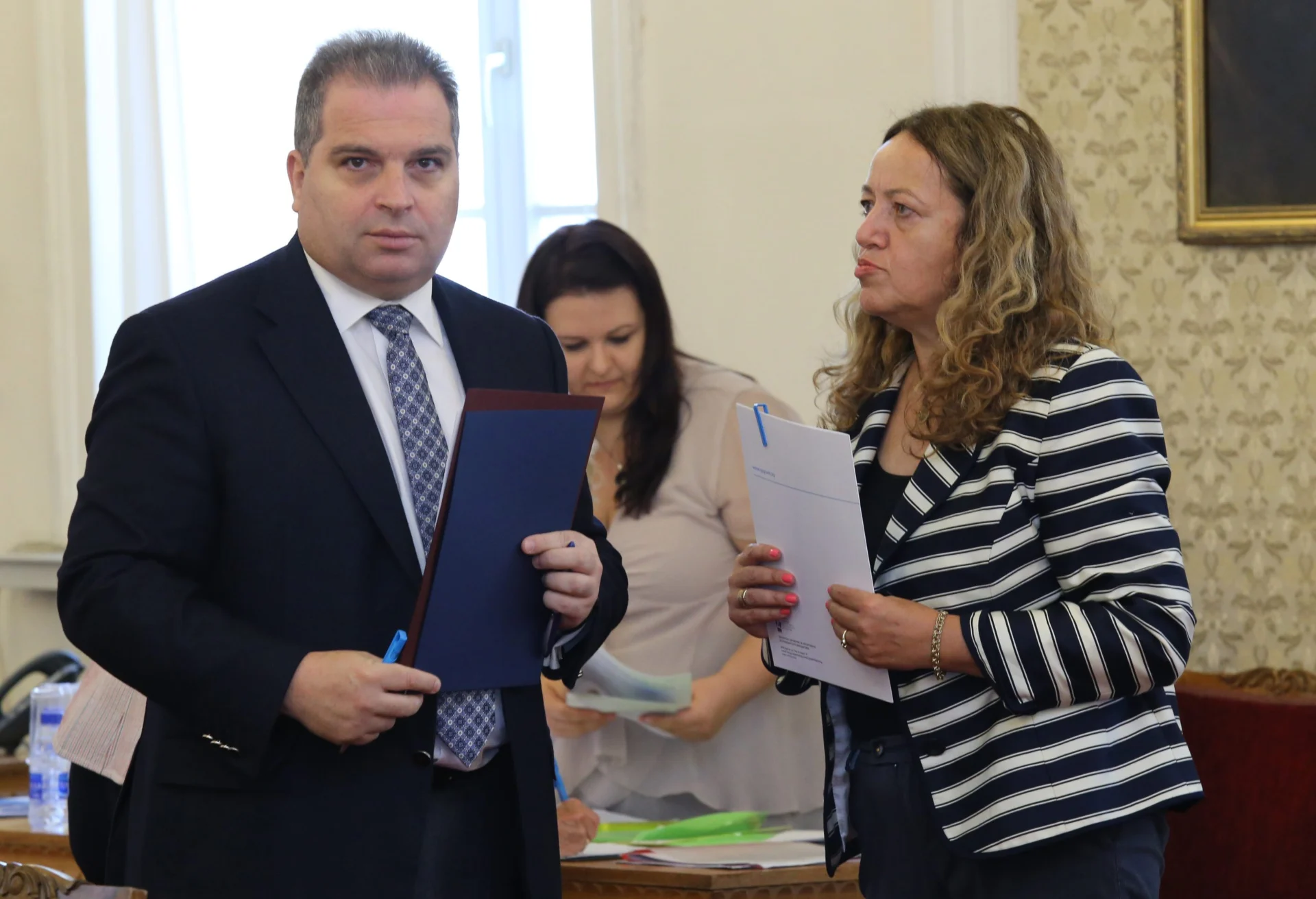 Народно събрание  Българското сдружение за насърчаване на гражданската инициатива – Бургас представи свое законодателно предложение за въвеждане на Национална електронна гражданска инициатива (НЕГИ) пред действащи законодатели