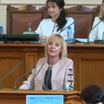 Мая Манолова