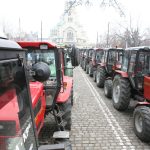 правителството и протестиращите фермери