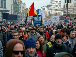 протест ваксини сертификати антиваксъри белгия брюксел