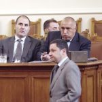 Яне Янев крие кой му пише дневния ред на новата антикорупционна комисия.