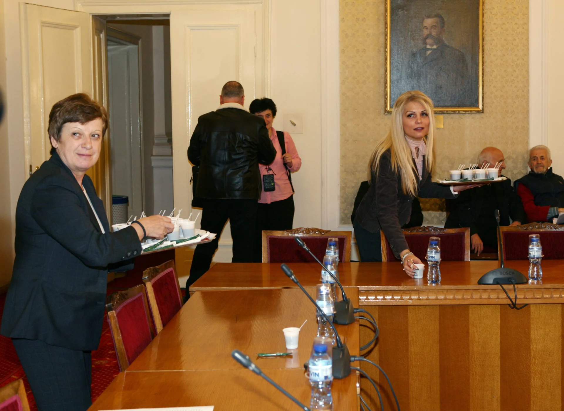 Парламент Комисия по енергетика кафе кафета