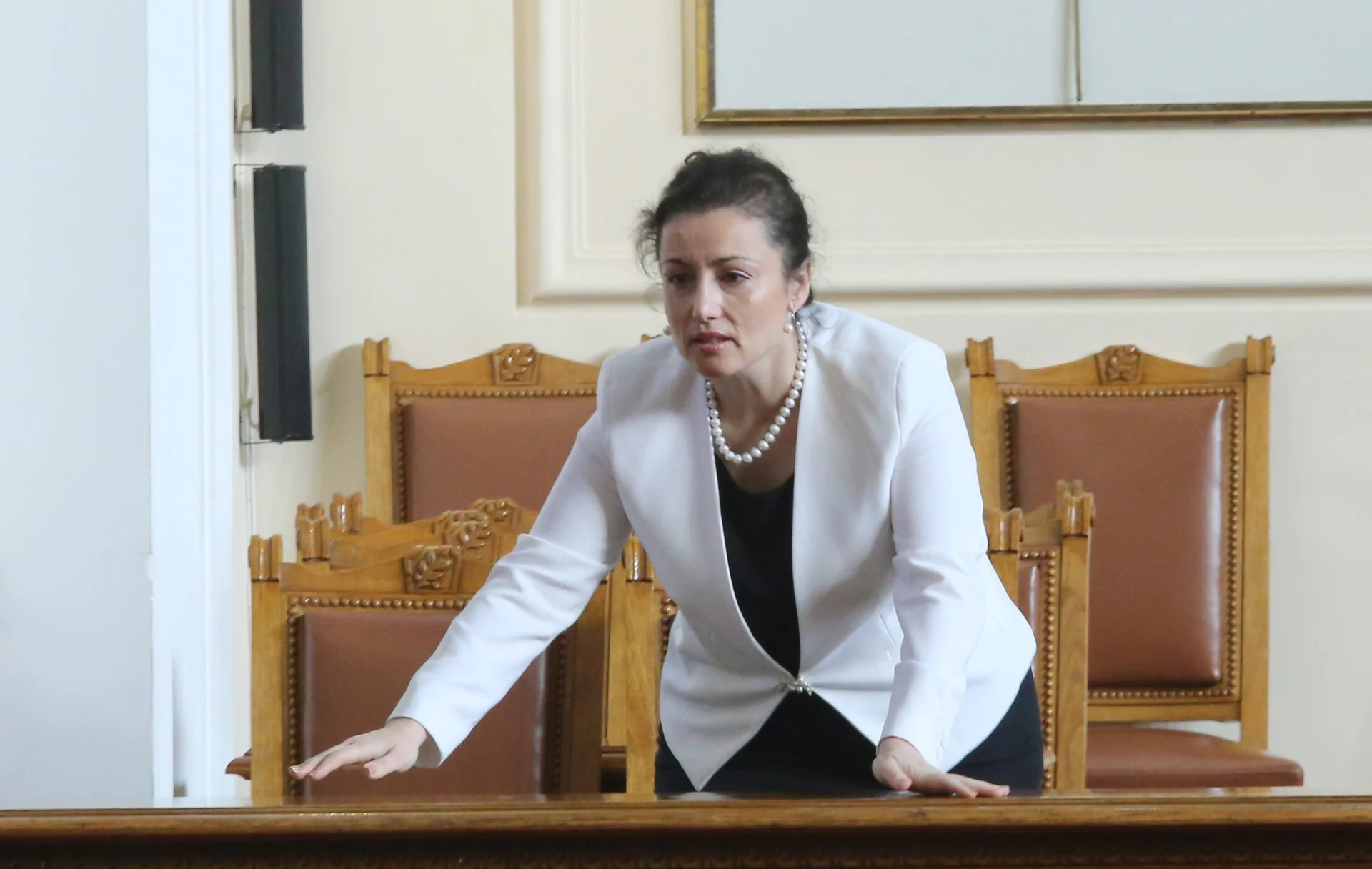 Парламент Десислава Танева