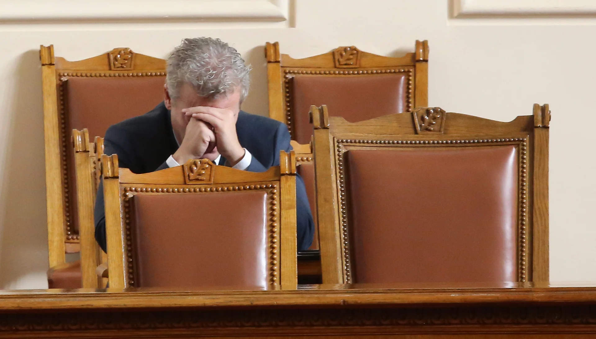 Парламент Петър Москов