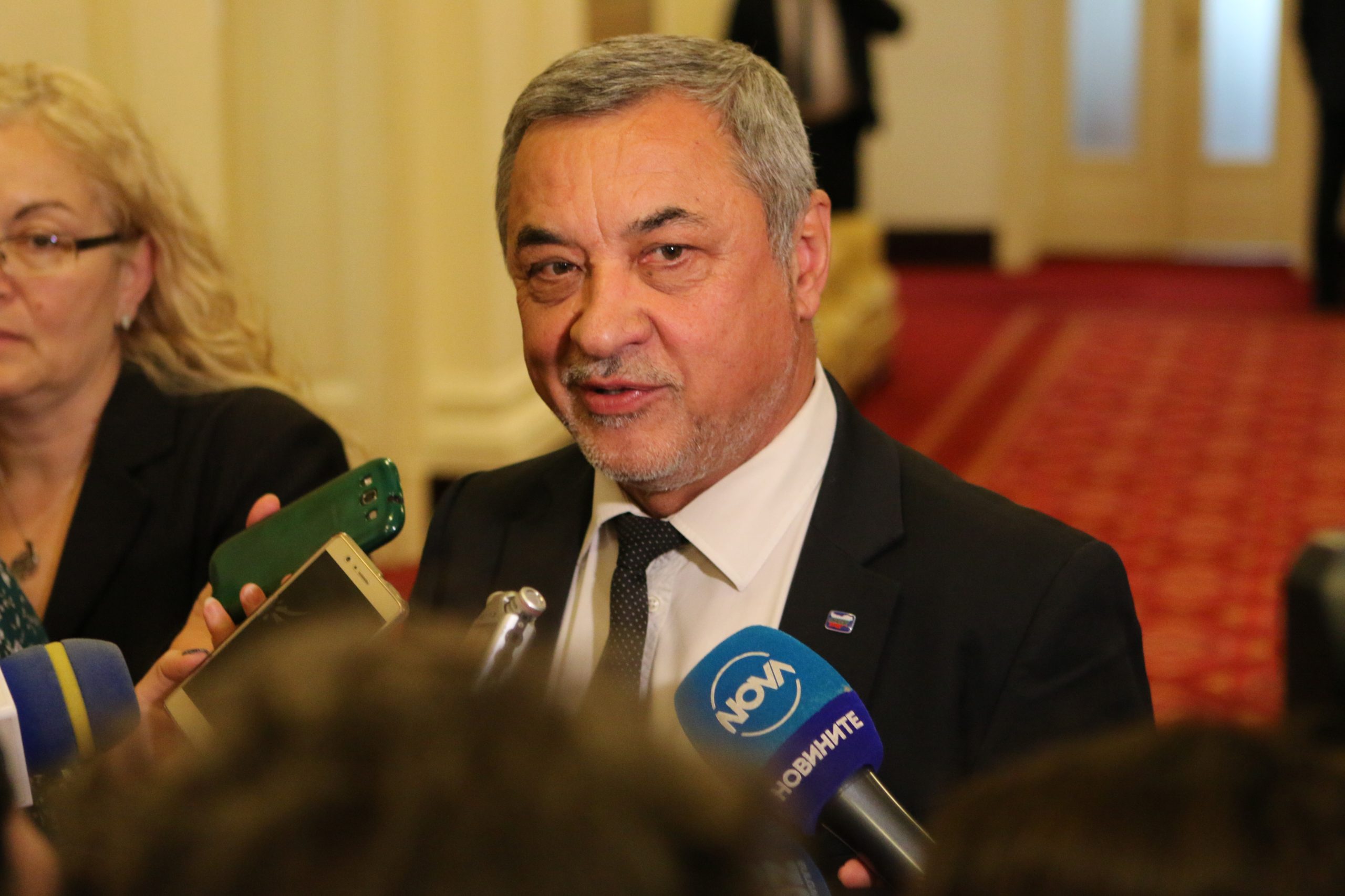 Парламент Валери Симеонов