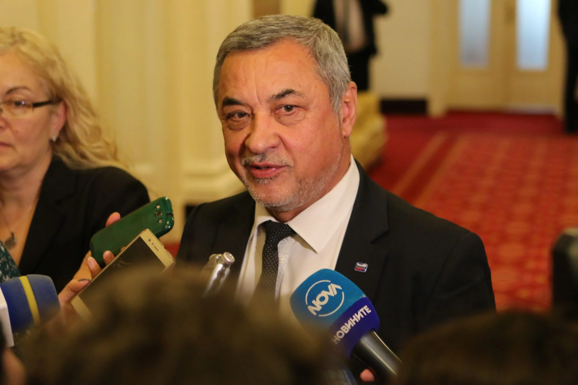 Парламент Валери Симеонов