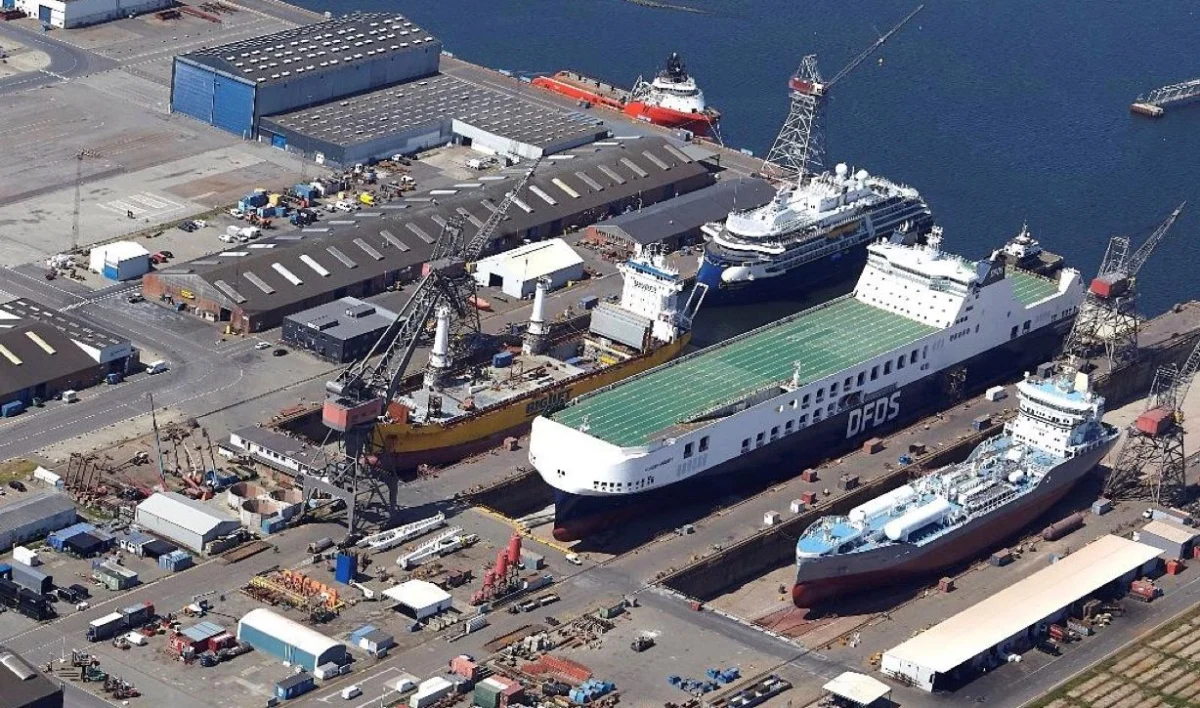 Датска корабостроителница все още обслужва танкери за втечнен природен газ от Русия
