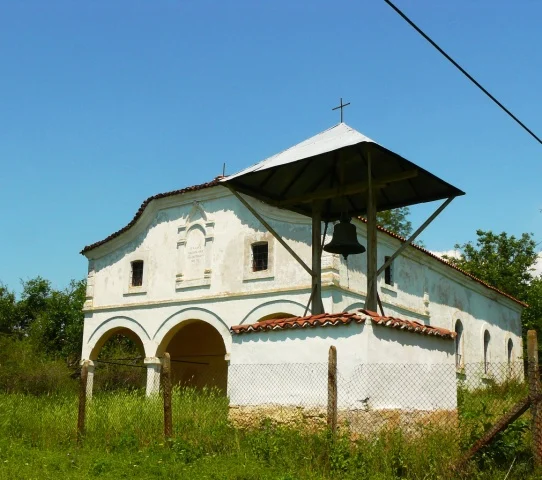 разпадаща се църква