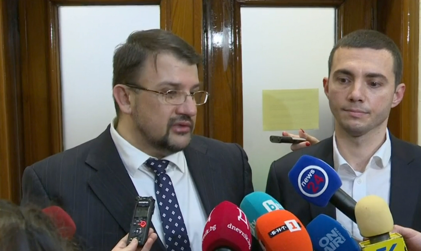 Настимир Ананиев среща със "Системата ни убива"