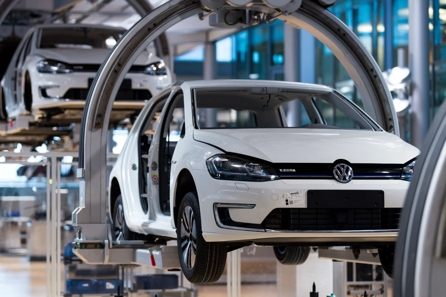 фолксваген електромобил E-Golf е-голф