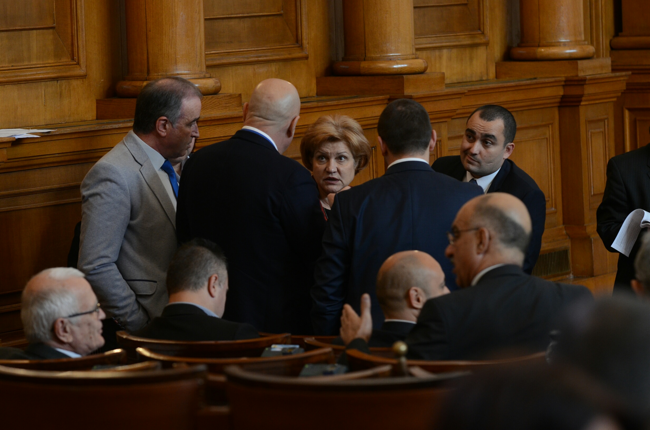 Парламент бюджет Менда Стоянова Патриоти