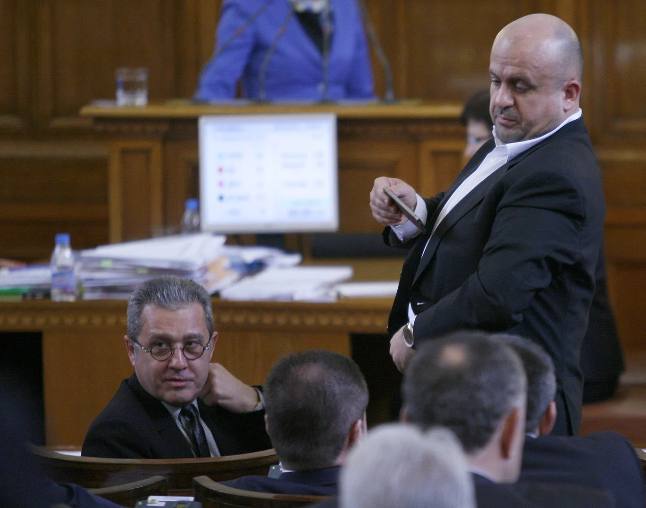 ПарламентЙордан Цонев - ДПСКамен Костадинов - ДПС