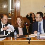 Парламент Временна комисия за проучване на финансовото състояние на пенсионноосигурителните дружества и управляваните от тях универсални и професионални пенсионни фондове и прилагането на регулаторната рамка  Комисия по финансов надзор Стоян Мавродиев - предс на КФН Корнелия Нинова - предс. на временната комисия