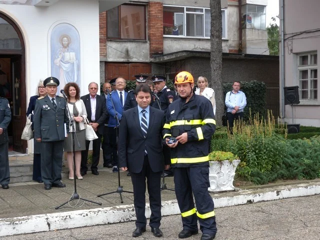 пожарникар награда