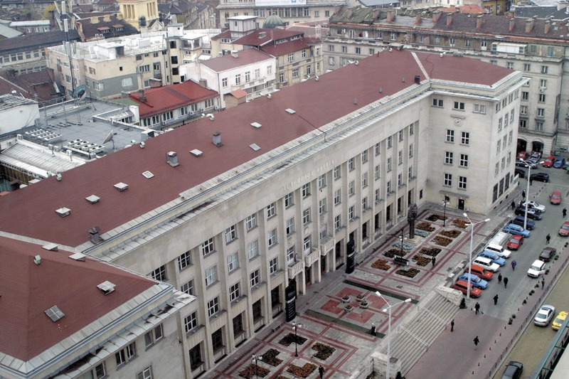Телефонната палата в София все още не може да бъде продадена.