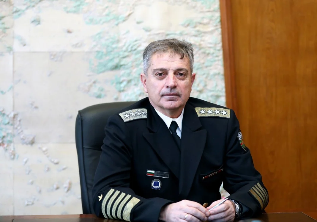 адмирал Емил Ефтимов