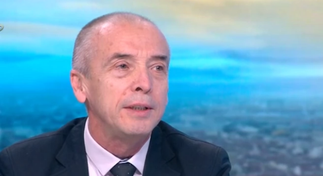 Доц. Мангъров