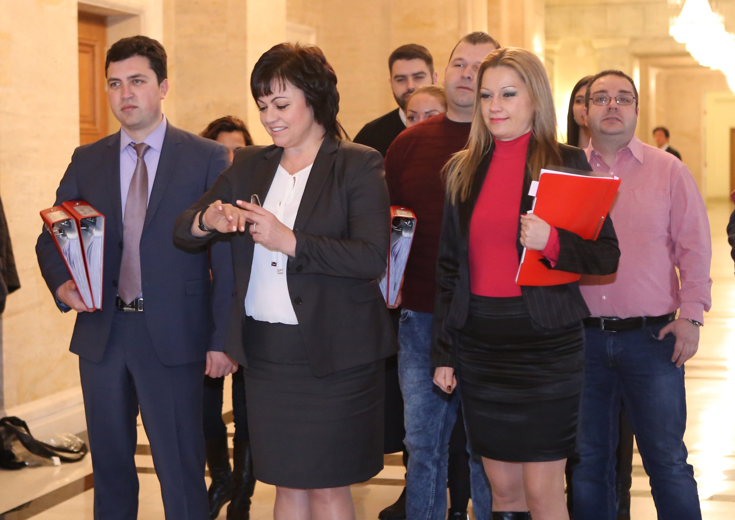 коалиция „БСП за България” се регистрира в ЦИК за участие в предстоящите предсрочни парламентарни избори.