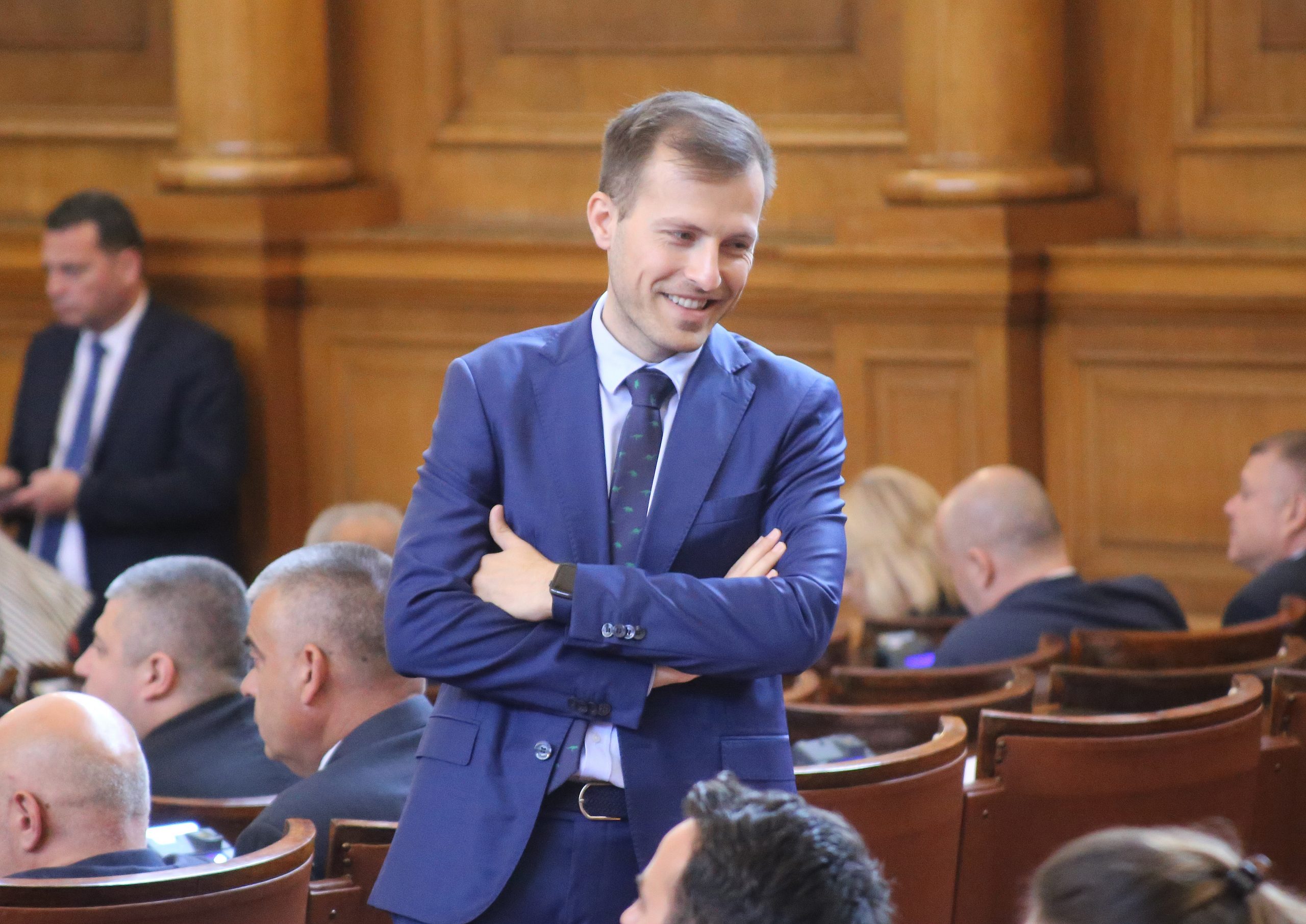 Парламент Искрен Митев