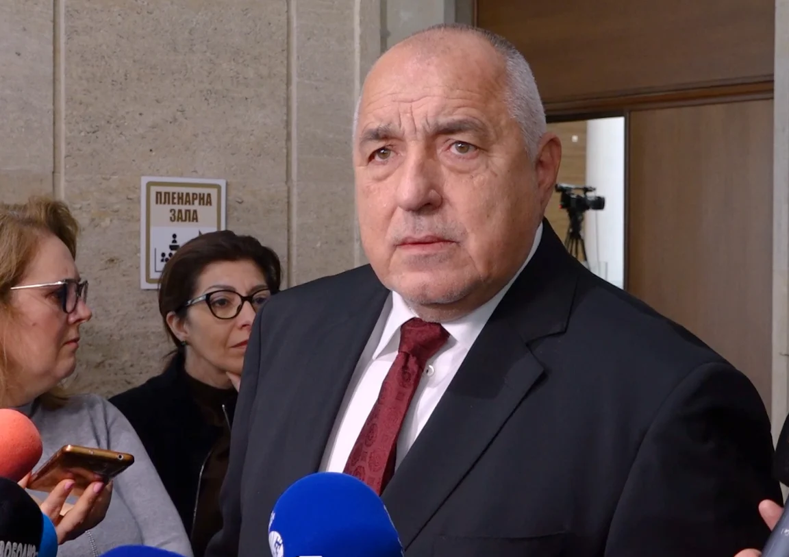 Даваме милиард отгоре на пенсионерите, за да изглеждаме така „готини“, както Асен Василев, каза Борисов