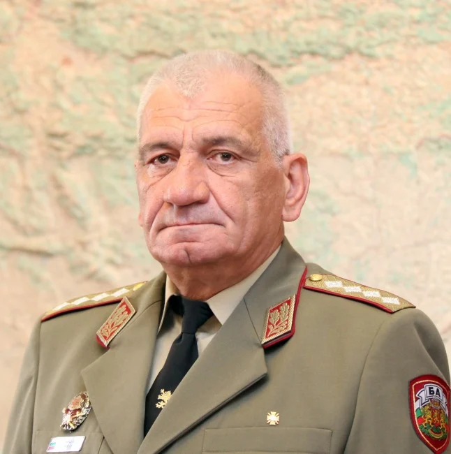 андрей боцев