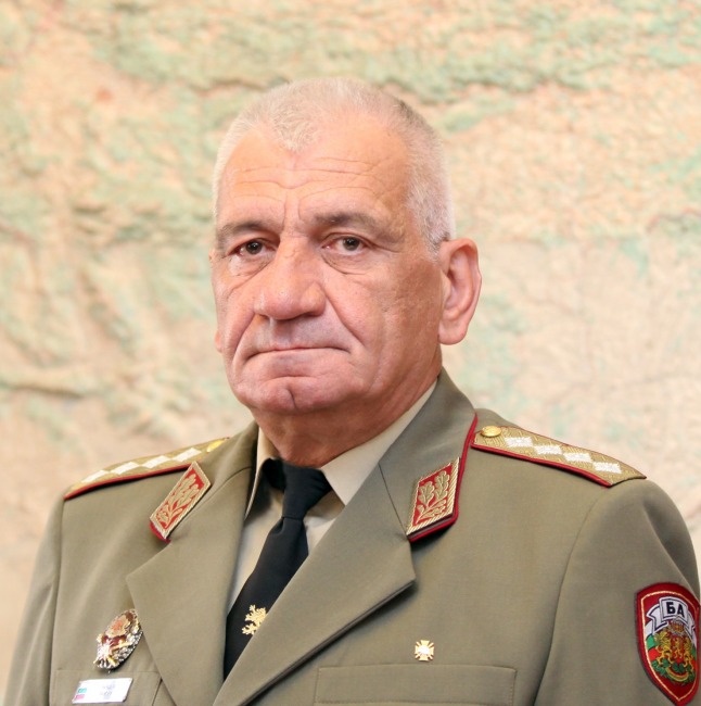 андрей боцев