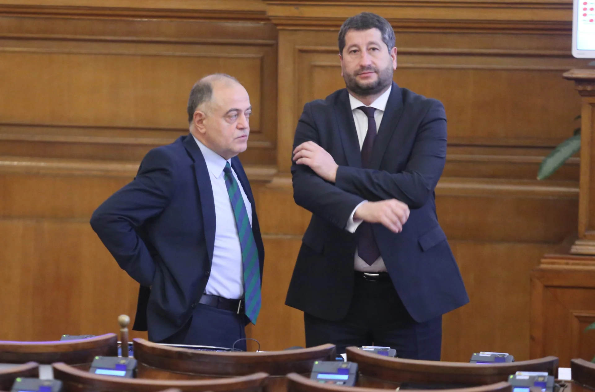 Парламент Атанас Атанасов