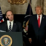 Мечтите на Тръмп за нов боен кораб доведоха до уволнението на министъра на ВМС